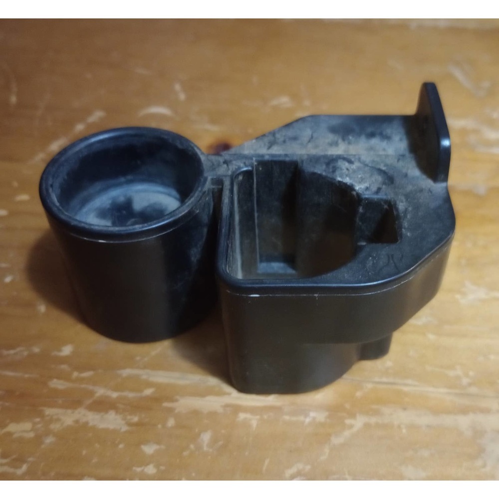 Dirt Devil Royal Featherlite Vacuum Cleaner 085500 Hose Cup Tool Holder Part